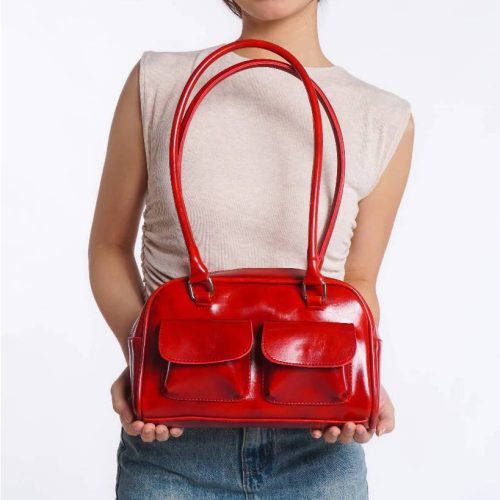 new launch bag yg kanan ganti jadi _ gambar jisu ini+text jisu shoulder bag